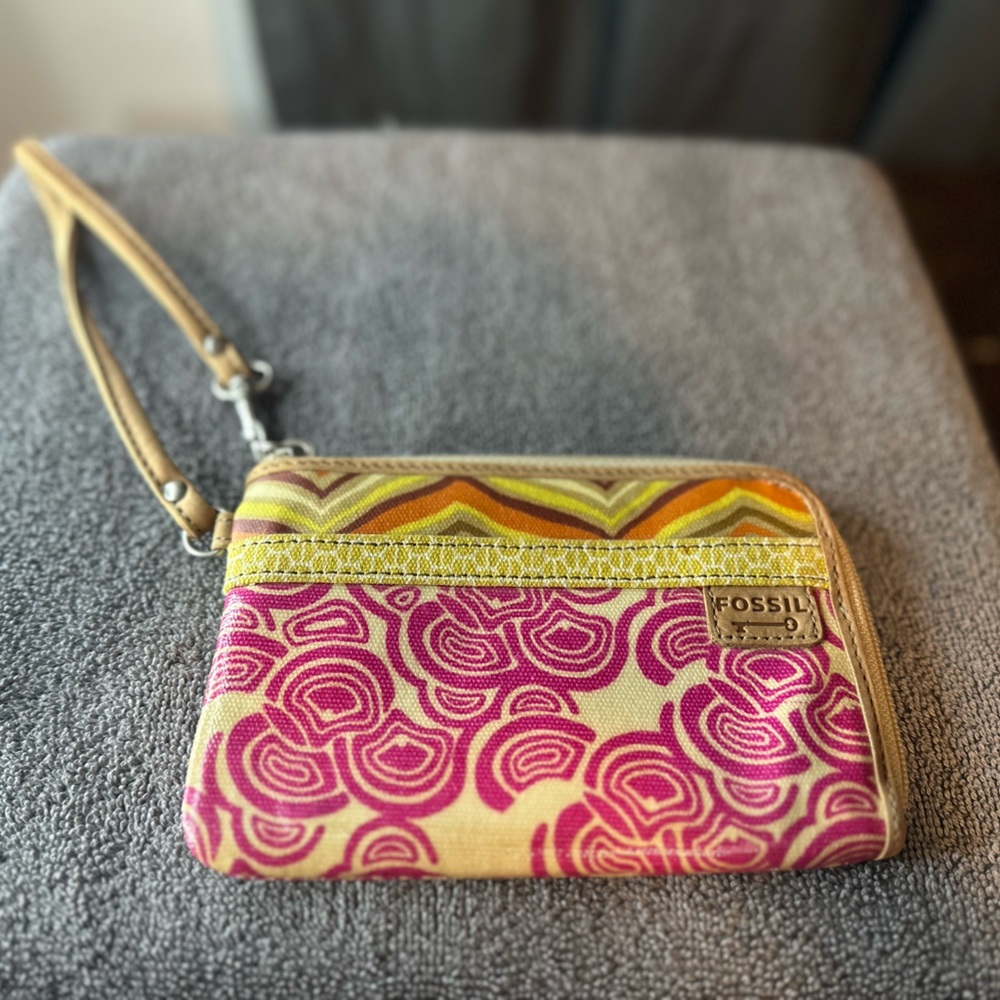 Fossil Wristlet Multicolor